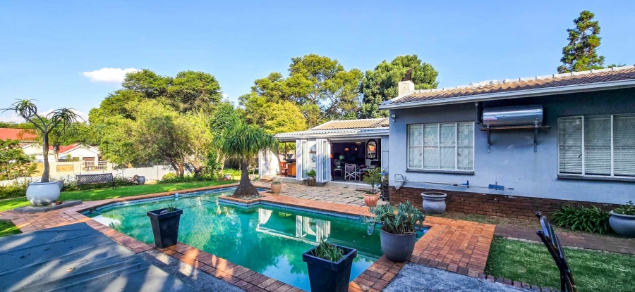 4 Bedroom Property for Sale in Waterkloof Ridge Gauteng