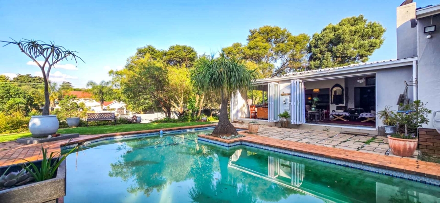 4 Bedroom Property for Sale in Waterkloof Ridge Gauteng