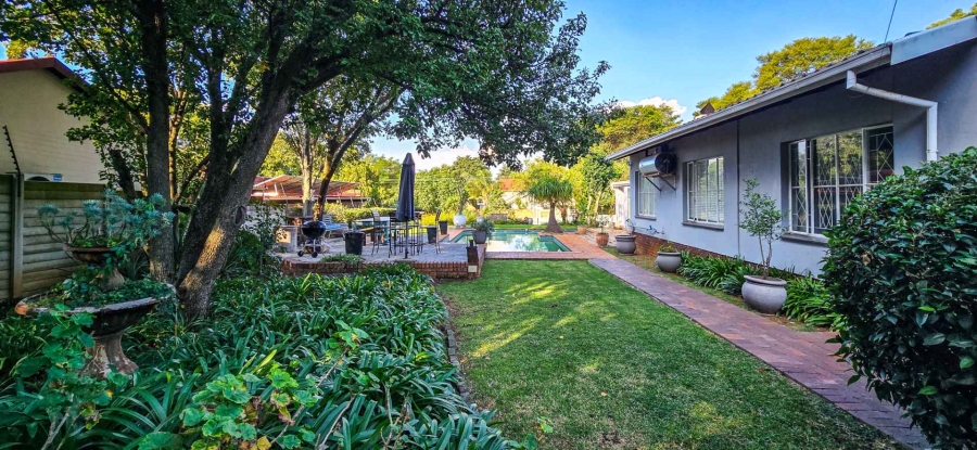 4 Bedroom Property for Sale in Waterkloof Ridge Gauteng