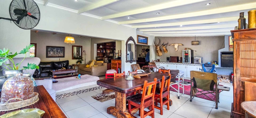 4 Bedroom Property for Sale in Waterkloof Ridge Gauteng