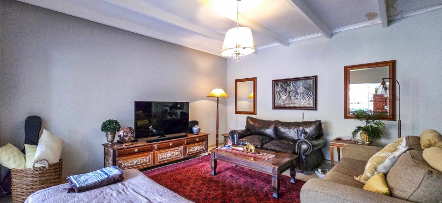 4 Bedroom Property for Sale in Waterkloof Ridge Gauteng