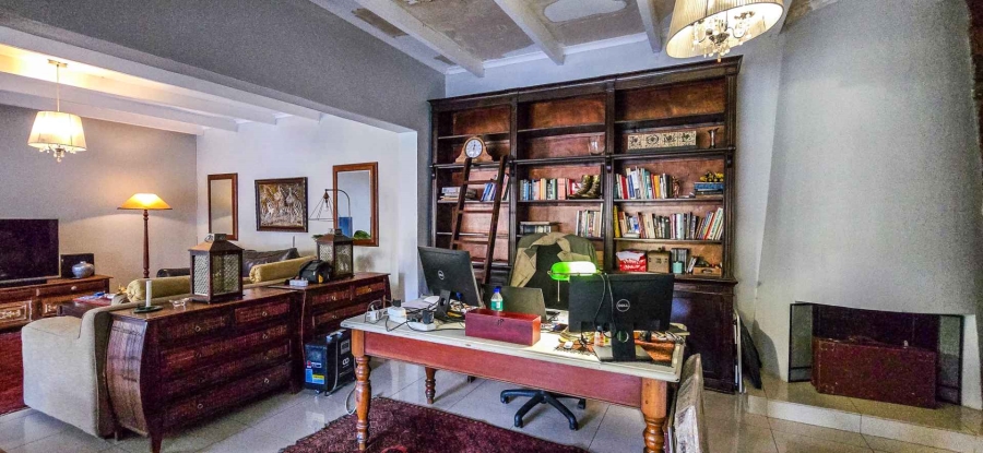 4 Bedroom Property for Sale in Waterkloof Ridge Gauteng