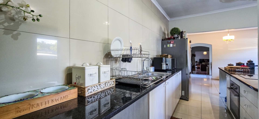 4 Bedroom Property for Sale in Waterkloof Ridge Gauteng