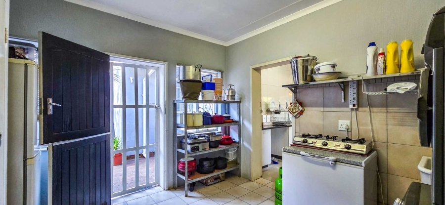 4 Bedroom Property for Sale in Waterkloof Ridge Gauteng