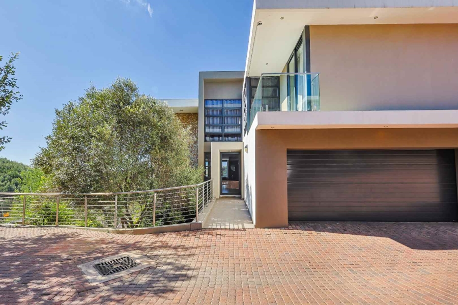 4 Bedroom Property for Sale in Waterkloof Ridge Gauteng