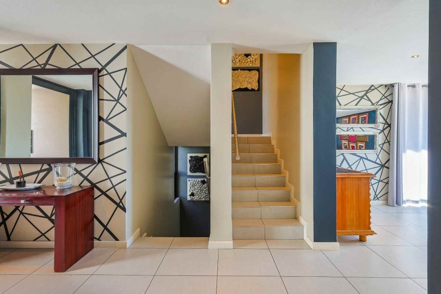 4 Bedroom Property for Sale in Waterkloof Ridge Gauteng