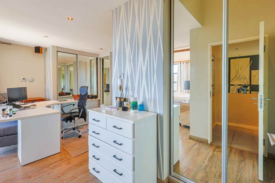 4 Bedroom Property for Sale in Waterkloof Ridge Gauteng
