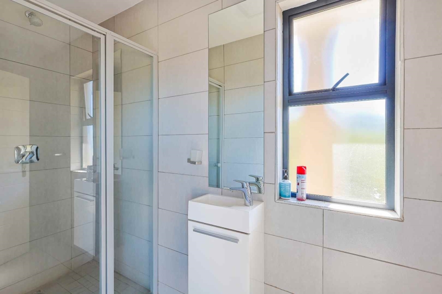 4 Bedroom Property for Sale in Waterkloof Ridge Gauteng