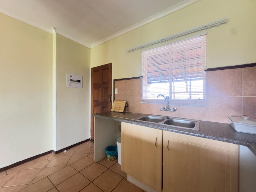 2 Bedroom Property for Sale in Mooikloof Ridge Gauteng