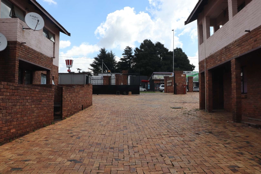 2 Bedroom Property for Sale in Florida Gauteng