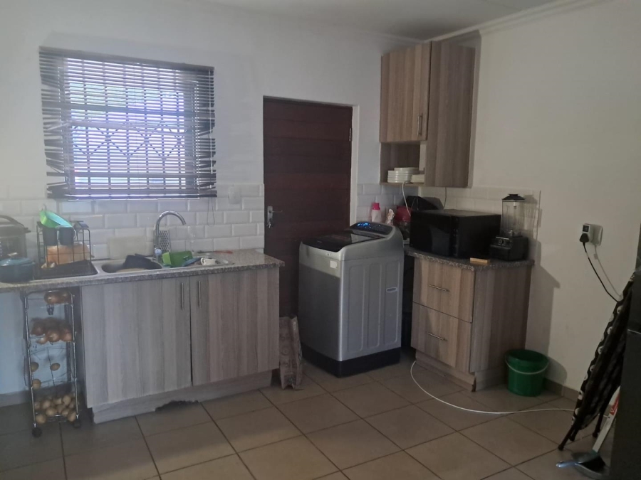 3 Bedroom Property for Sale in Summerset Gauteng