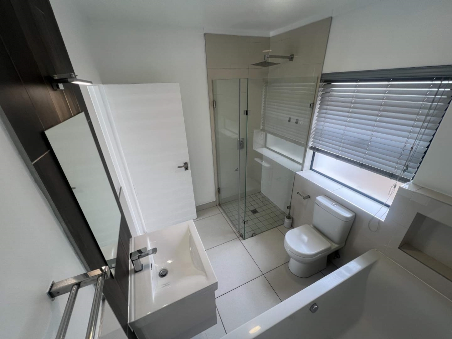 To Let 1 Bedroom Property for Rent in Lonehill Gauteng