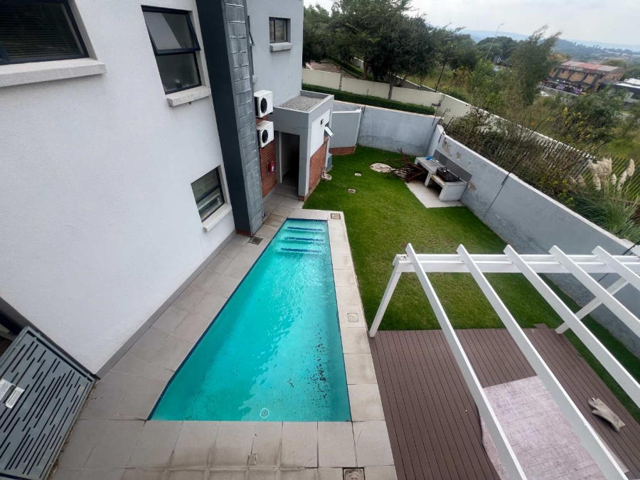 To Let 1 Bedroom Property for Rent in Lonehill Gauteng