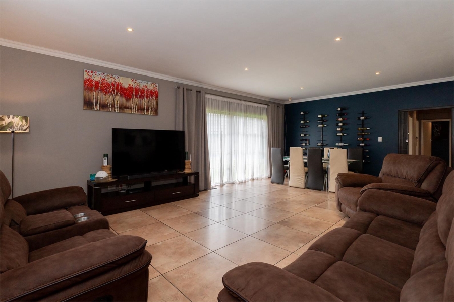 4 Bedroom Property for Sale in Witfield Gauteng