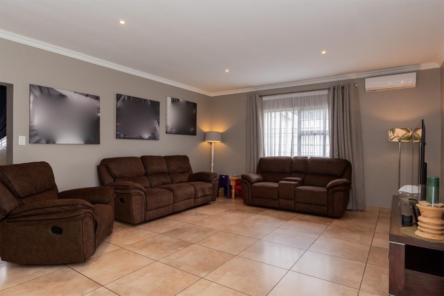 4 Bedroom Property for Sale in Witfield Gauteng