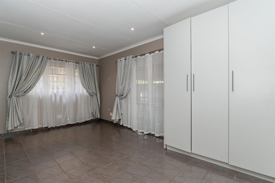 4 Bedroom Property for Sale in Witfield Gauteng