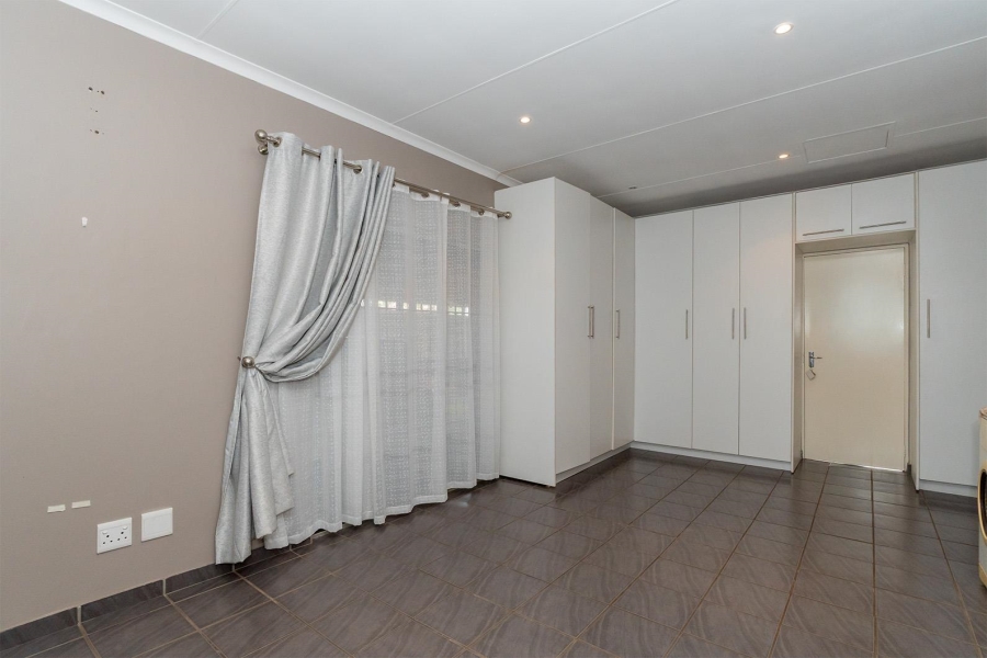 4 Bedroom Property for Sale in Witfield Gauteng