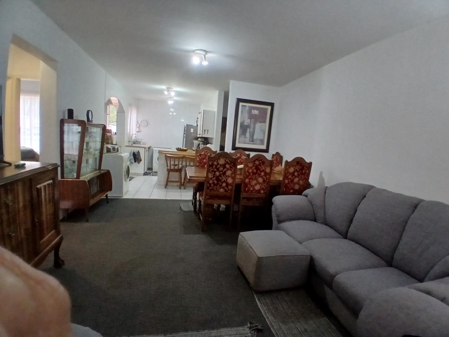 2 Bedroom Property for Sale in Lambton Gauteng