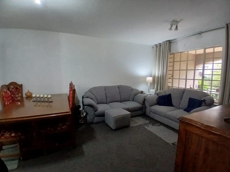 2 Bedroom Property for Sale in Lambton Gauteng
