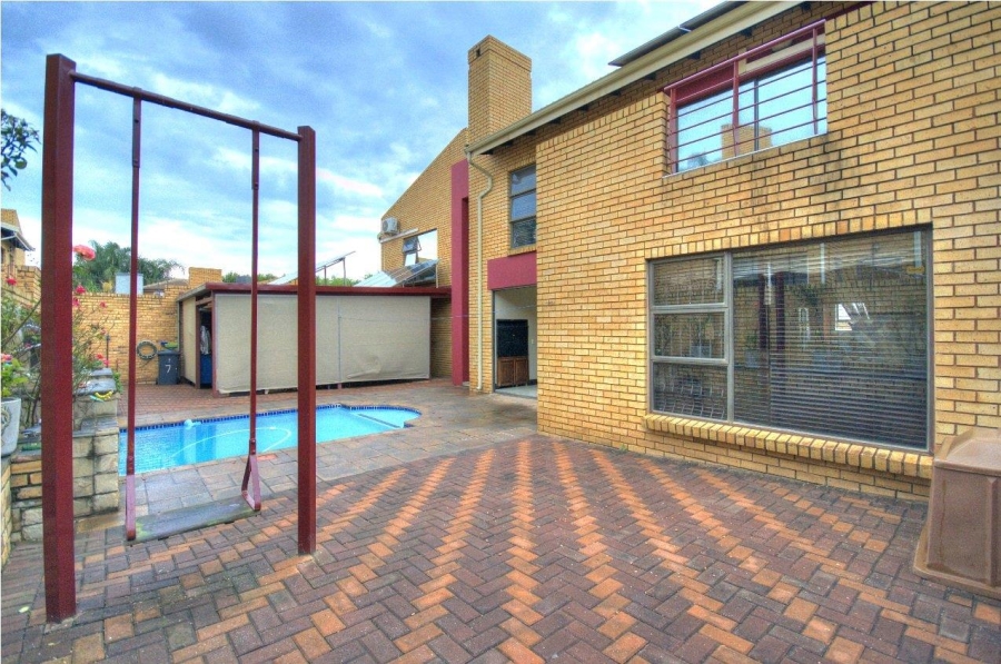 4 Bedroom Property for Sale in Meyersdal Gauteng