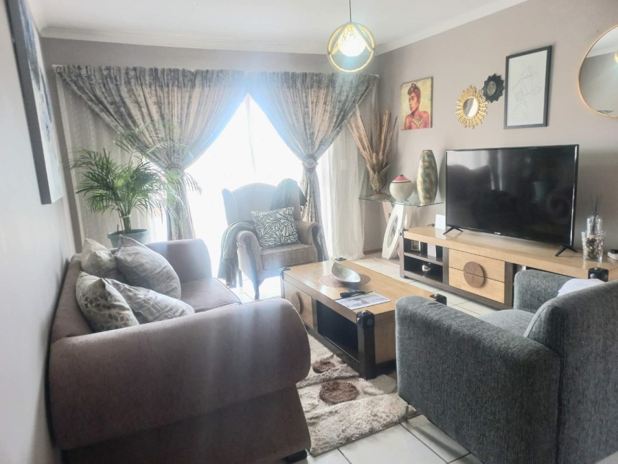 2 Bedroom Property for Sale in Parkrand Gauteng