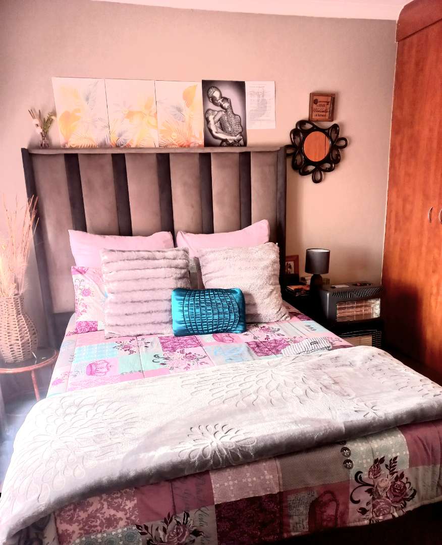 2 Bedroom Property for Sale in Parkrand Gauteng