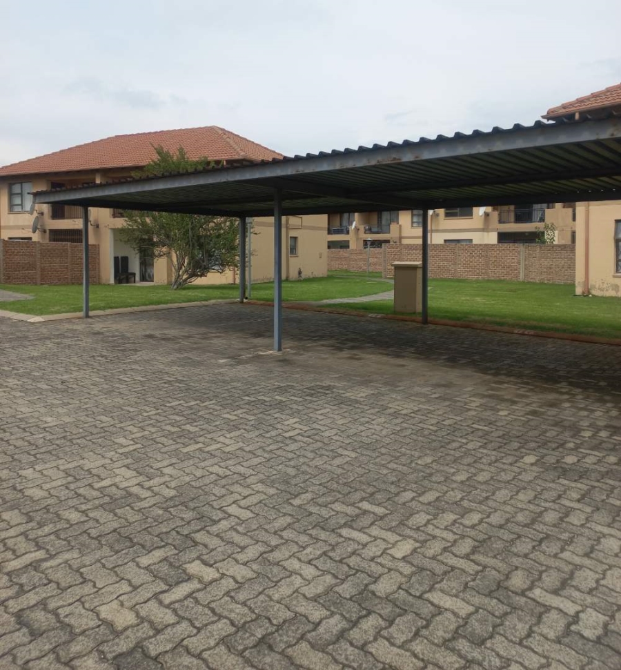 2 Bedroom Property for Sale in Parkrand Gauteng