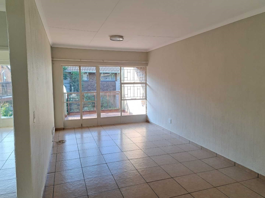 2 Bedroom Property for Sale in Ravenswood Gauteng