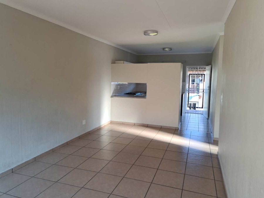 2 Bedroom Property for Sale in Ravenswood Gauteng