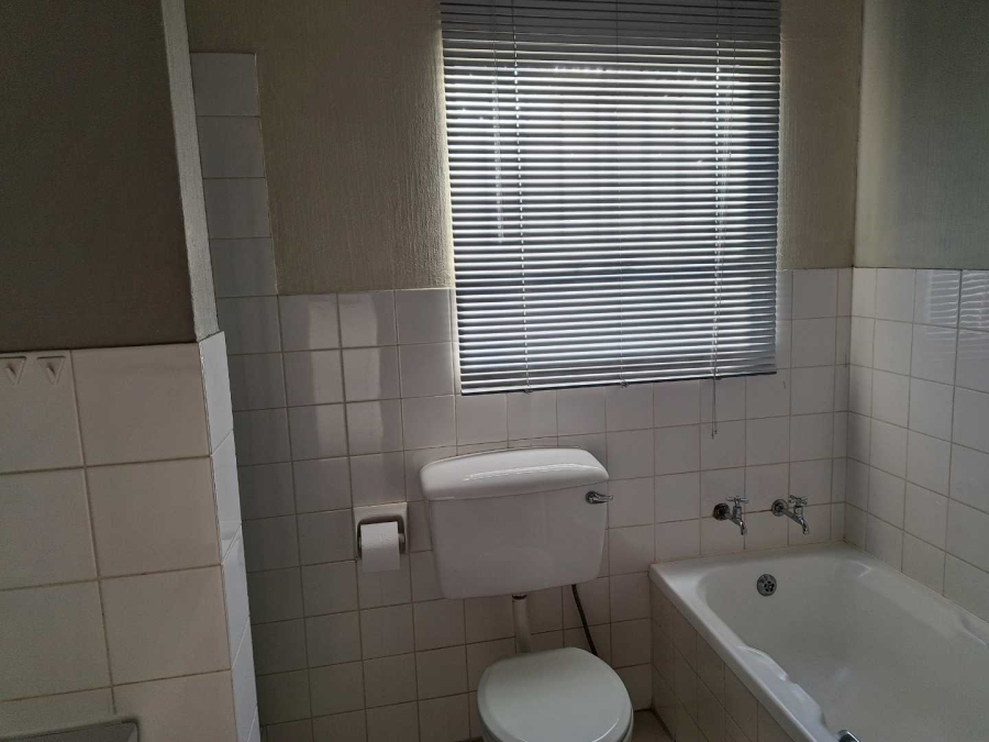2 Bedroom Property for Sale in Ravenswood Gauteng
