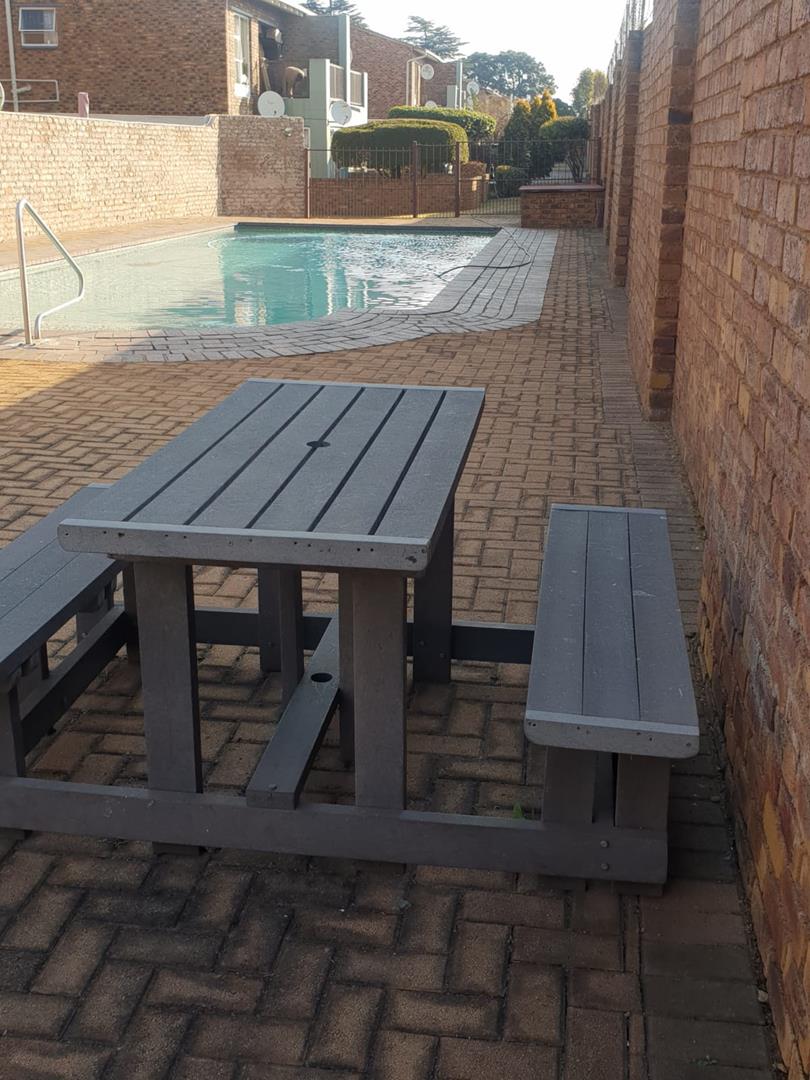 2 Bedroom Property for Sale in Ravenswood Gauteng