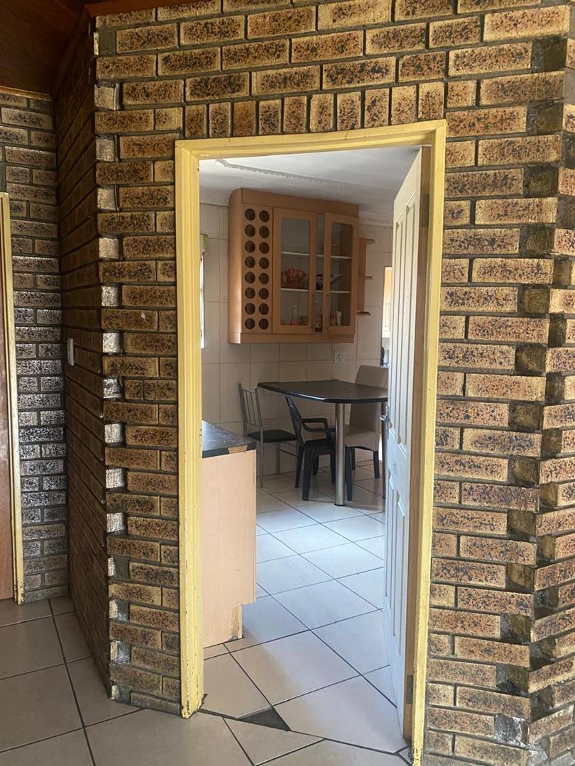 3 Bedroom Property for Sale in Klippoortje Gauteng
