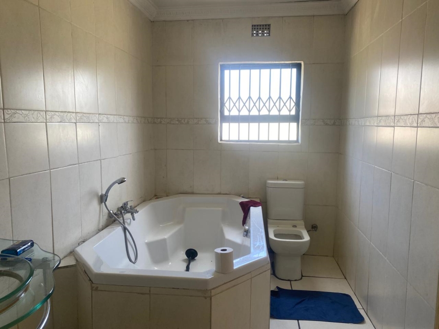 3 Bedroom Property for Sale in Klippoortje Gauteng