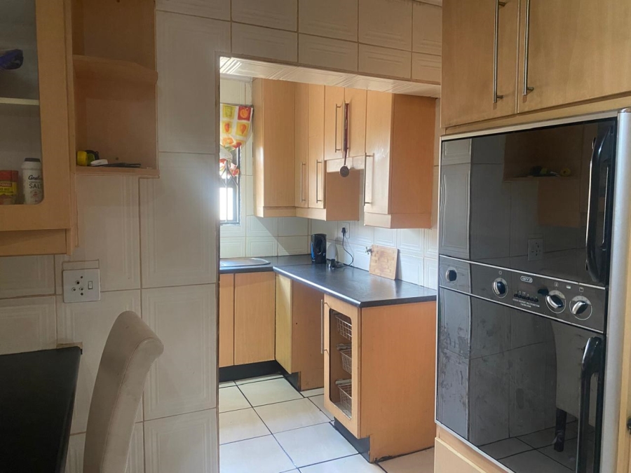 3 Bedroom Property for Sale in Klippoortje Gauteng