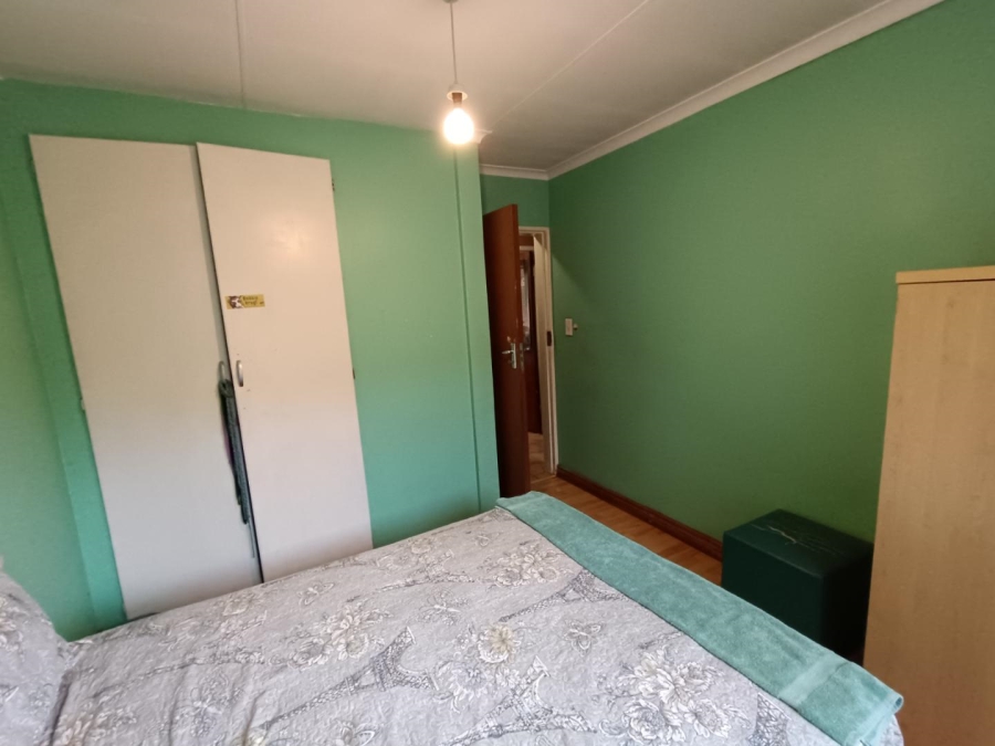 4 Bedroom Property for Sale in Zwartkop Gauteng