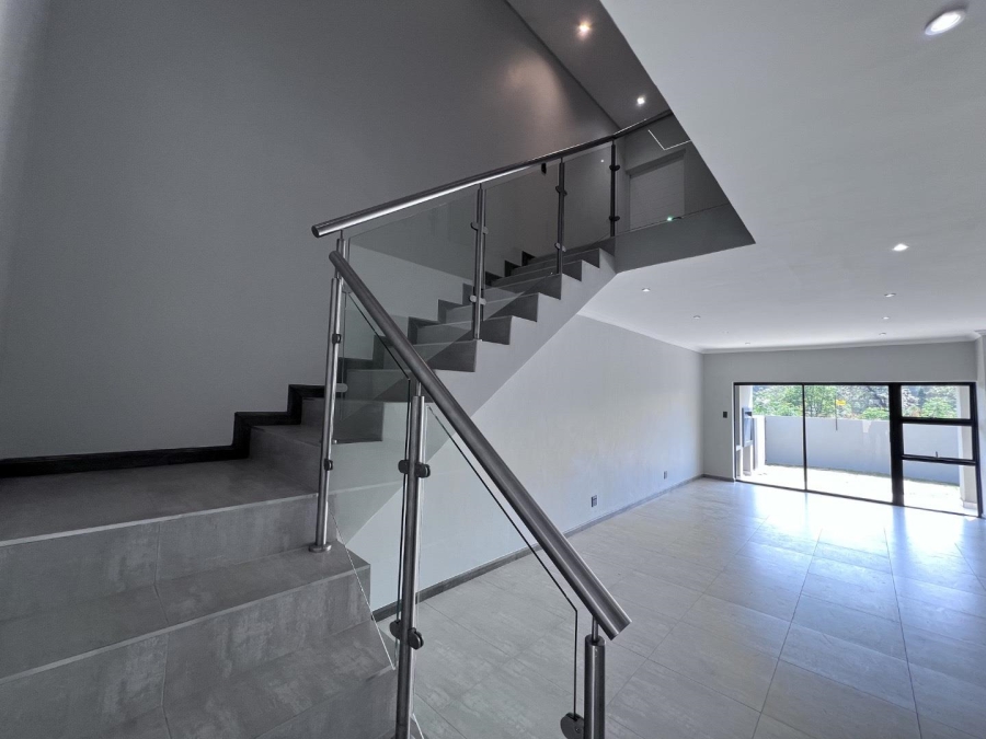 3 Bedroom Property for Sale in Bryanston Gauteng