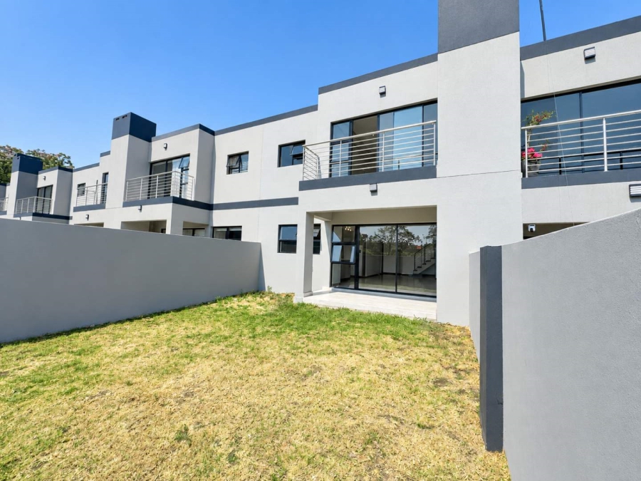 3 Bedroom Property for Sale in Bryanston Gauteng