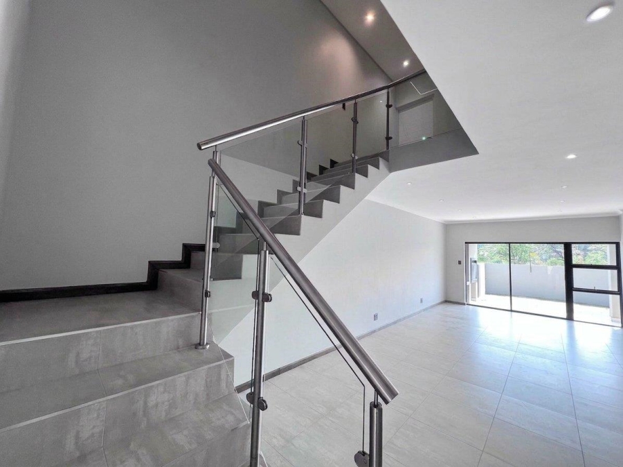3 Bedroom Property for Sale in Bryanston Gauteng