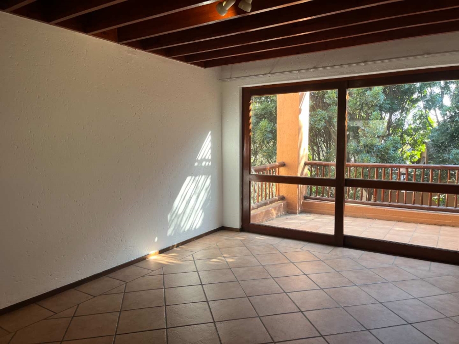 To Let 1 Bedroom Property for Rent in Douglasdale Gauteng