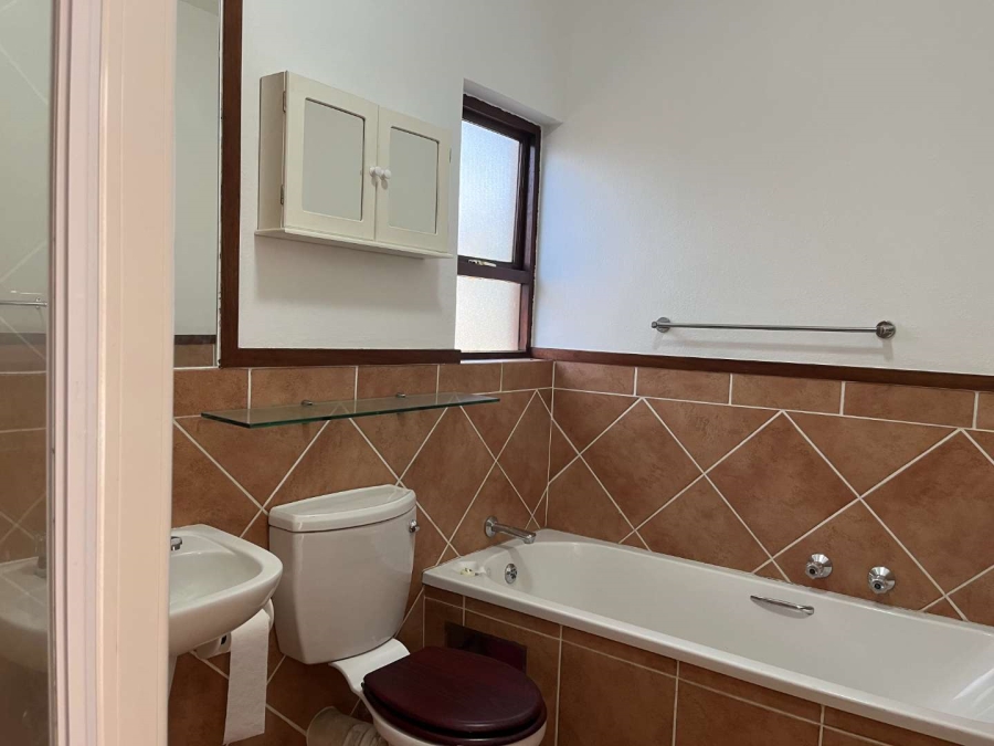 To Let 1 Bedroom Property for Rent in Douglasdale Gauteng