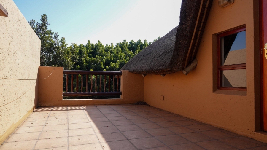 To Let 1 Bedroom Property for Rent in Douglasdale Gauteng