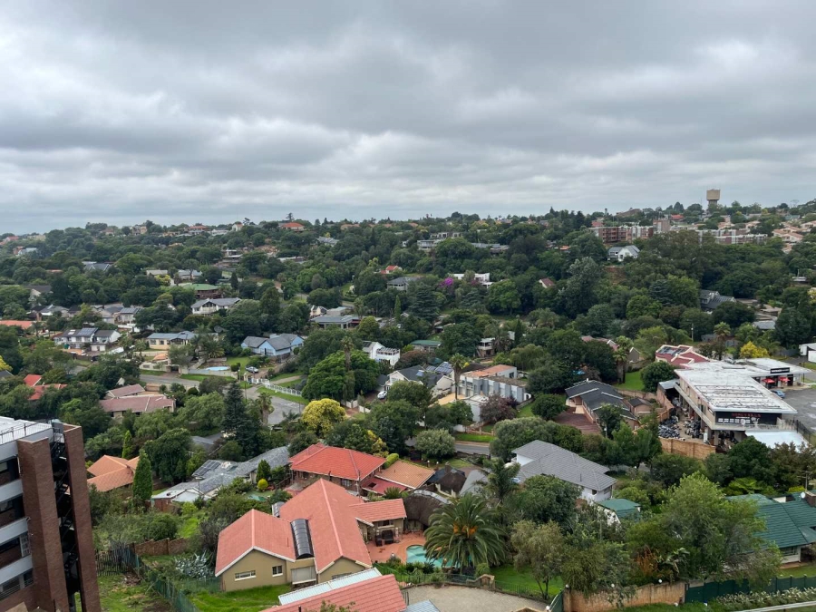 To Let 2 Bedroom Property for Rent in Constantia Kloof Gauteng