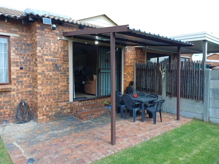 2 Bedroom Property for Sale in Florida Gauteng