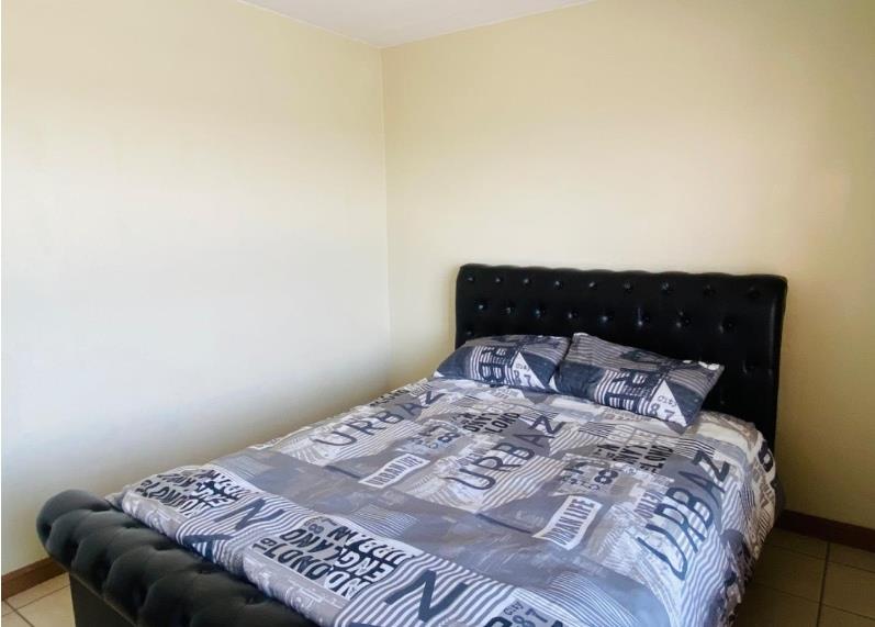 2 Bedroom Property for Sale in Constantia Kloof Gauteng