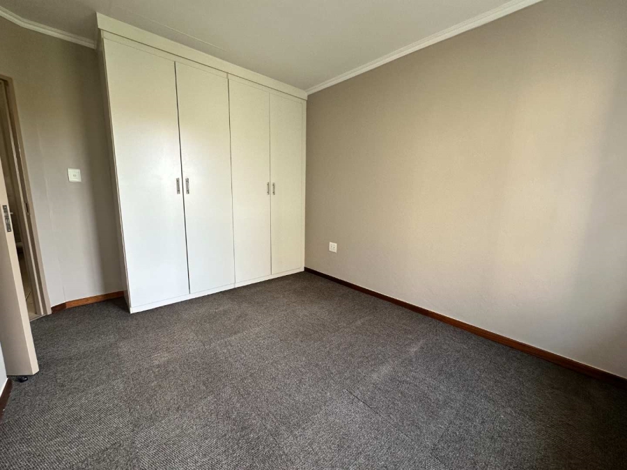To Let 2 Bedroom Property for Rent in Kosmosdal Gauteng