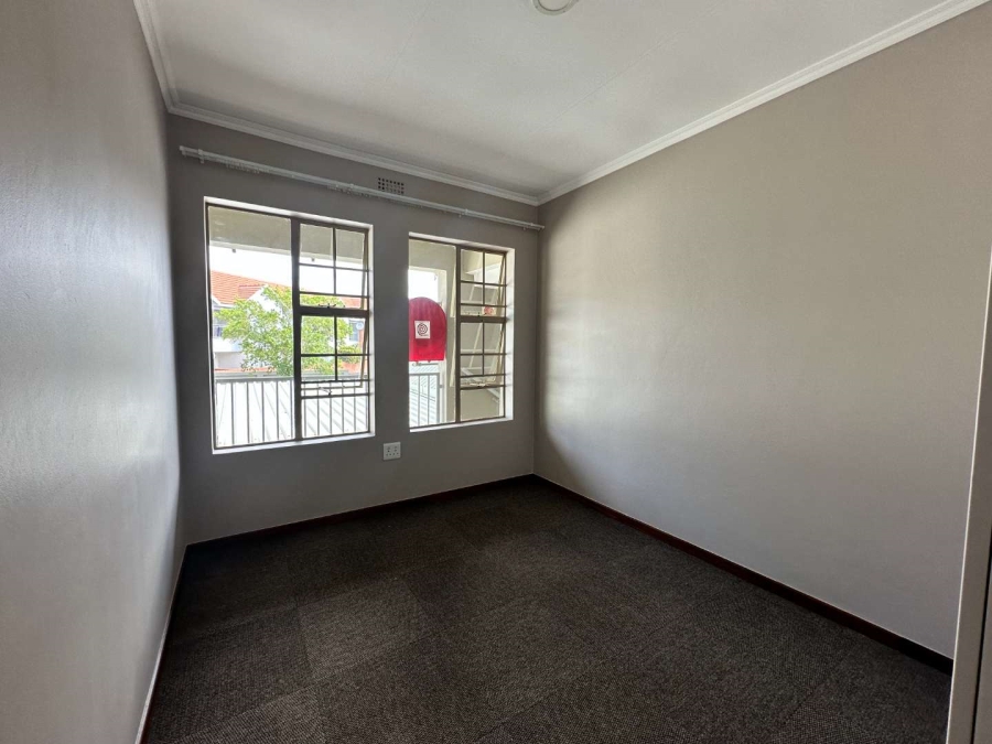 To Let 2 Bedroom Property for Rent in Kosmosdal Gauteng