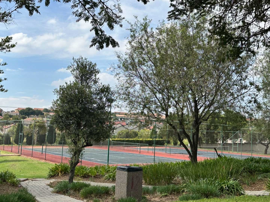 To Let 2 Bedroom Property for Rent in Kosmosdal Gauteng