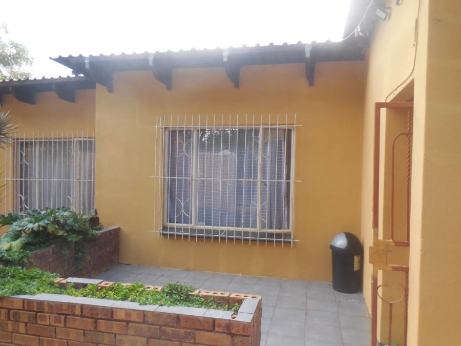 To Let 3 Bedroom Property for Rent in Eersterust Gauteng