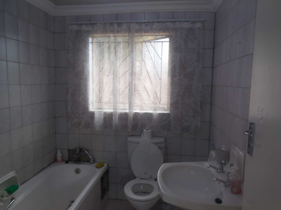 To Let 3 Bedroom Property for Rent in Eersterust Gauteng
