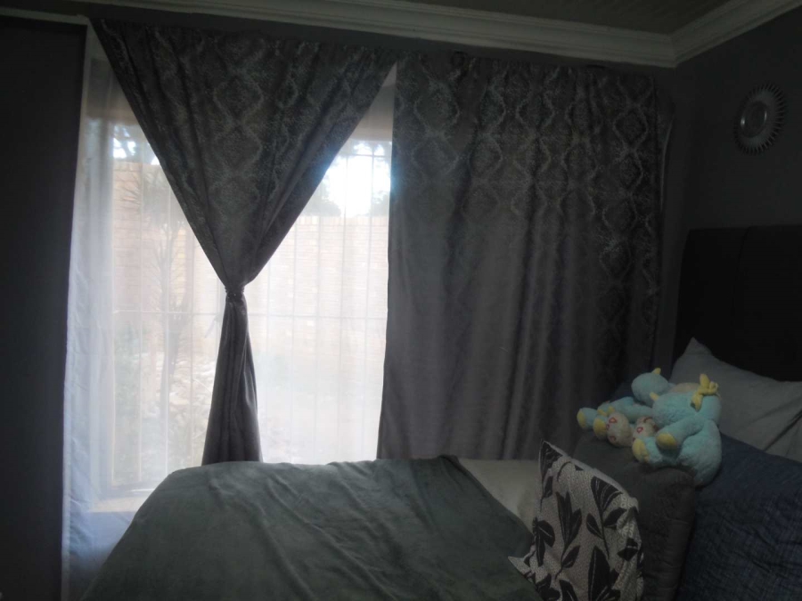 To Let 3 Bedroom Property for Rent in Eersterust Gauteng